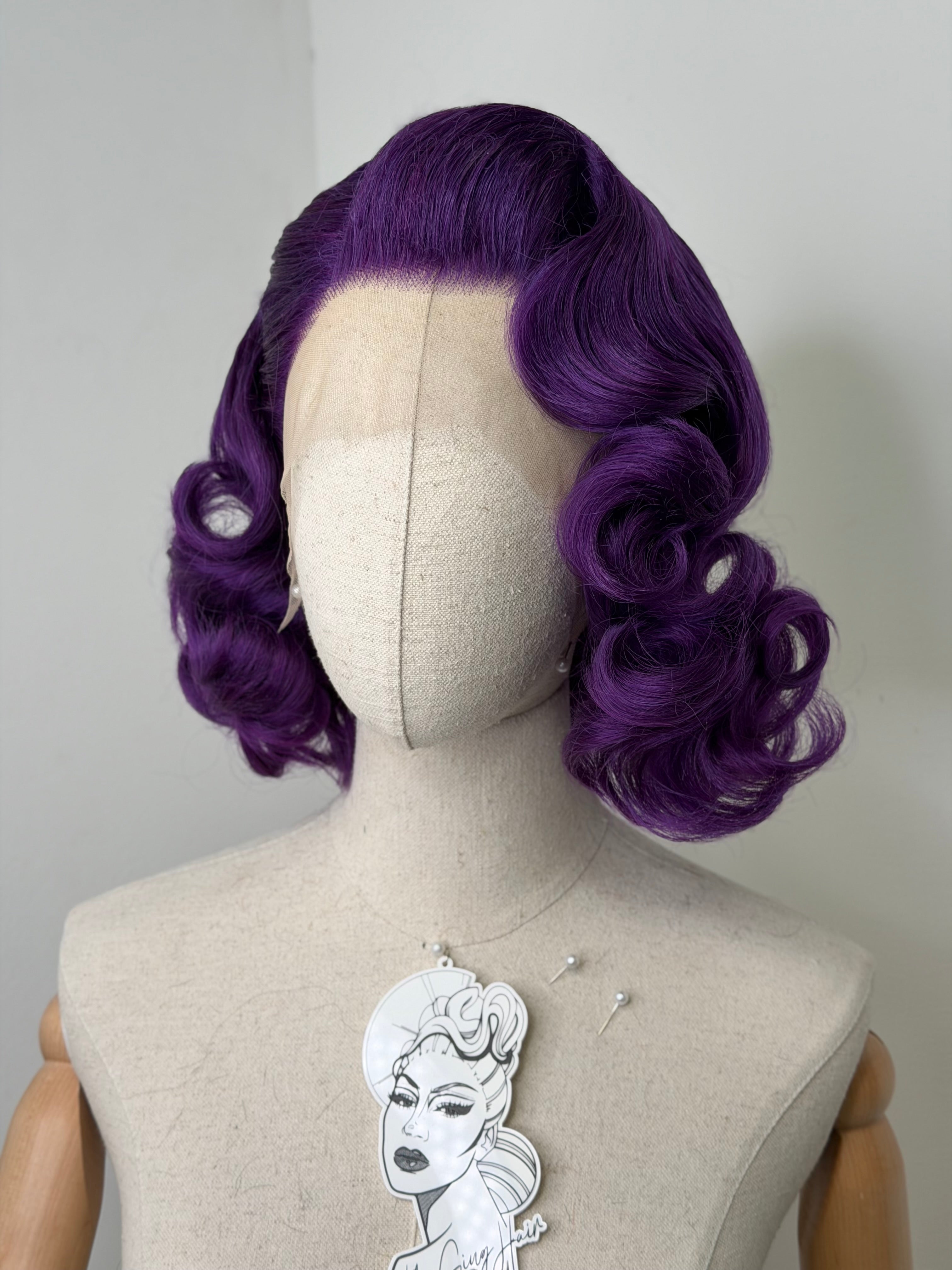 Classy 40s History Wig short dark Purple