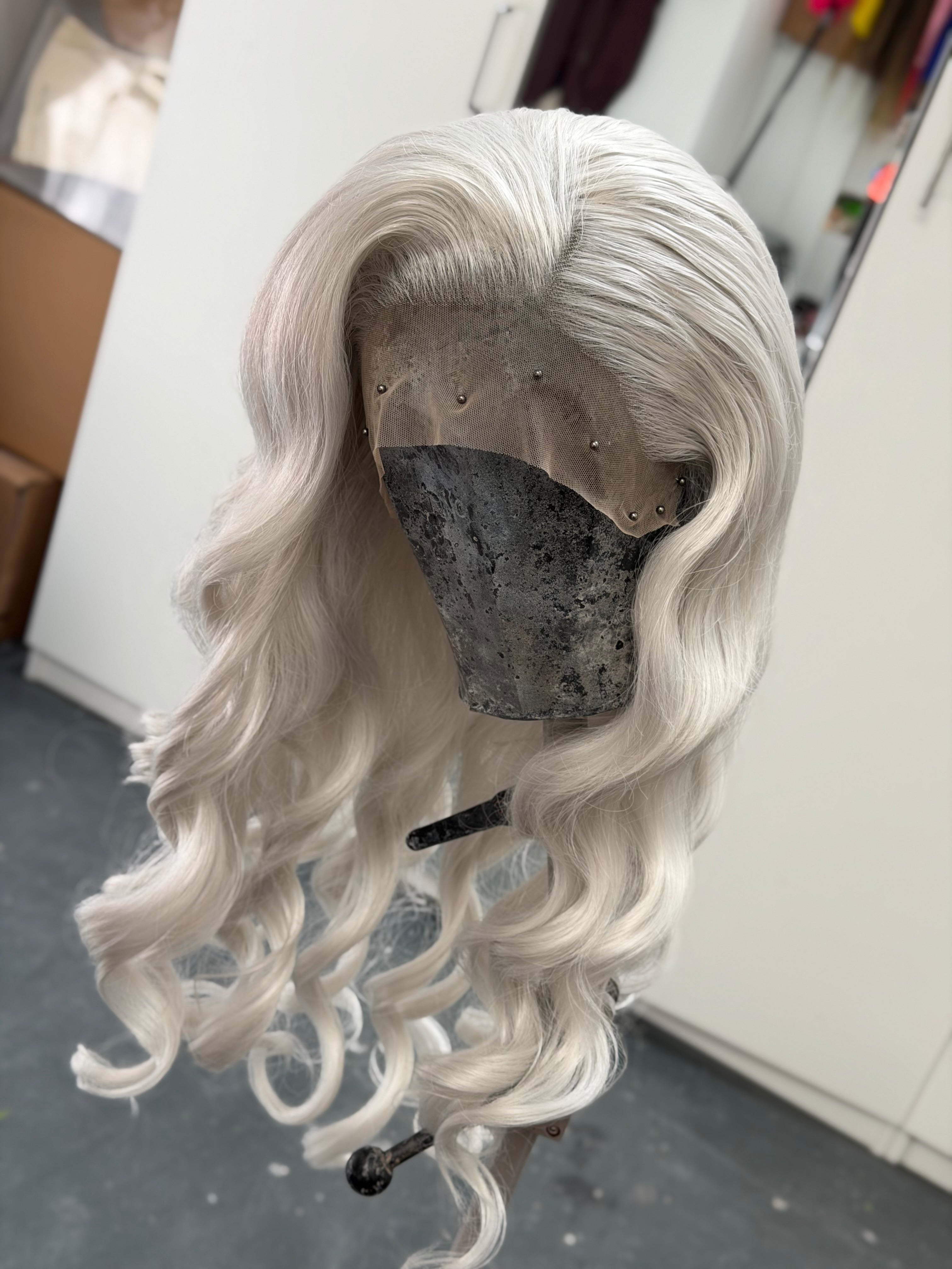 Hollywood waves Silver Glam