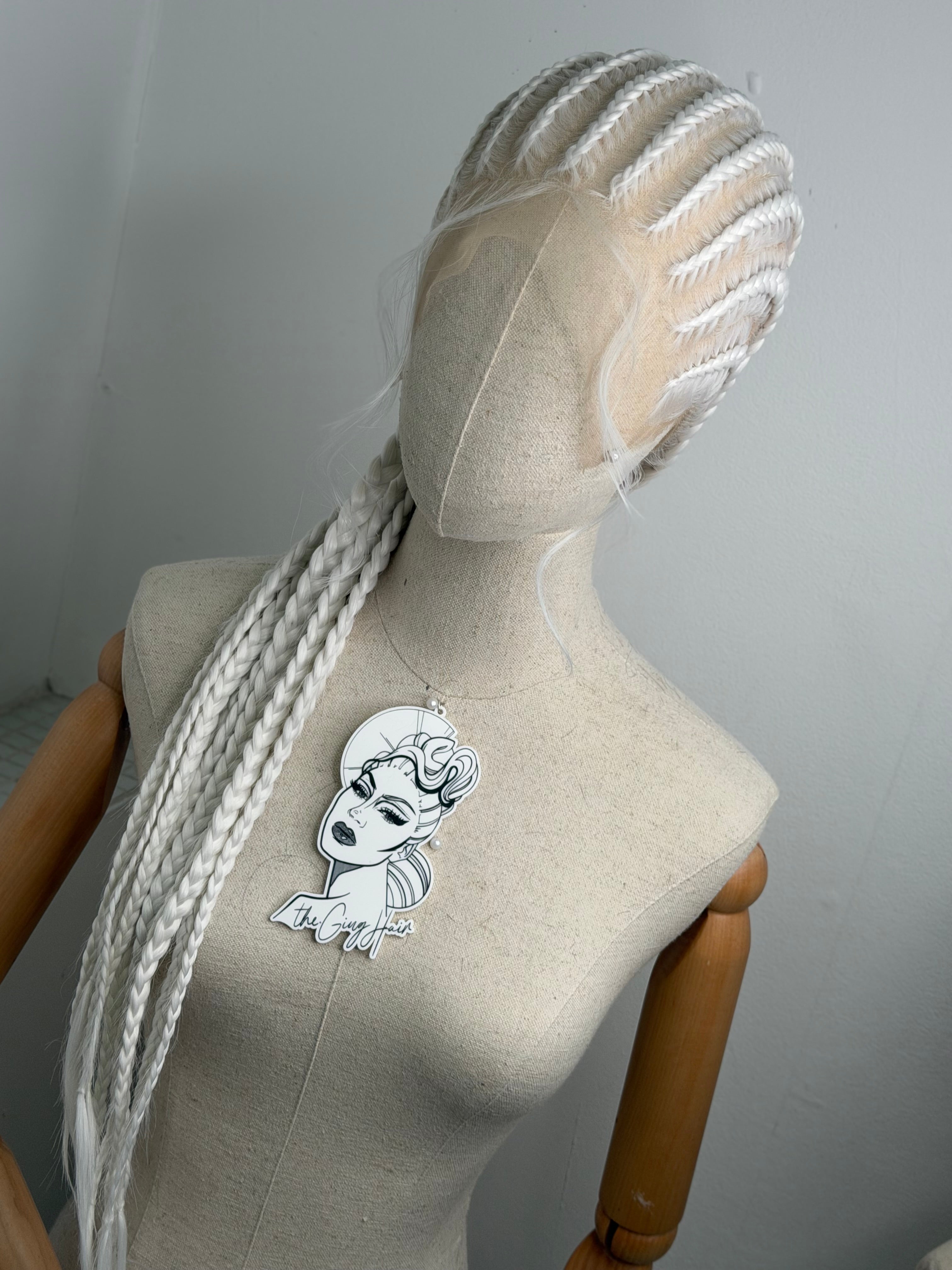 Braids Wigs WHITE  „full lace“