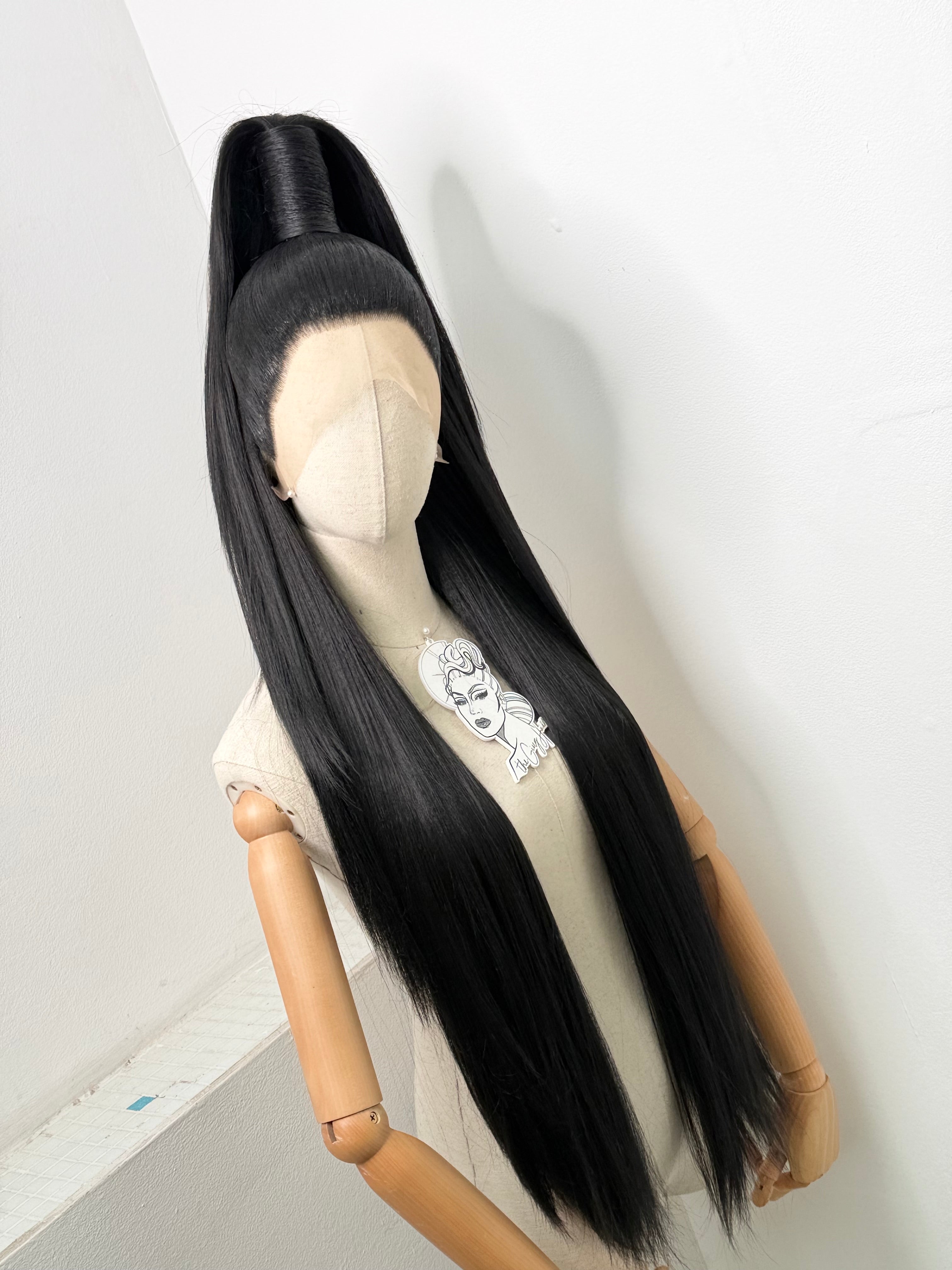 Sleek half up ponytail Black