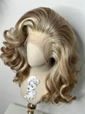 Big Flip and Go Wig Blond mix