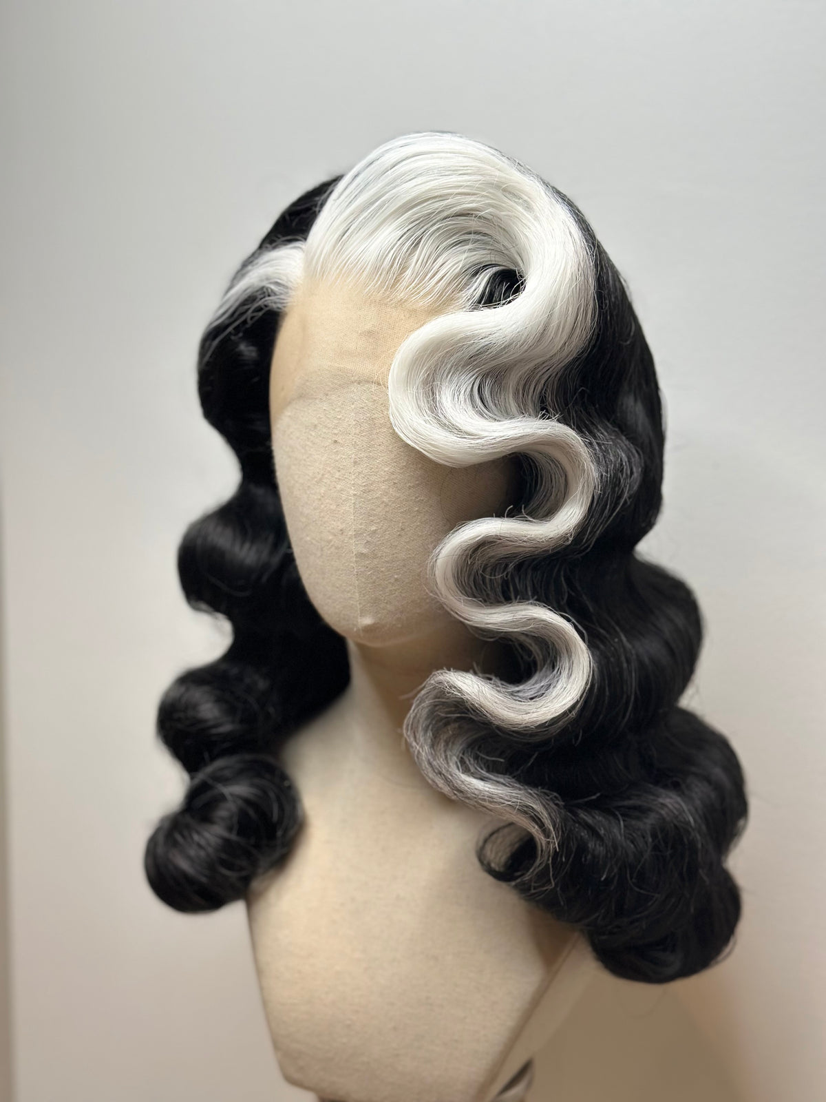 Classy 40s History Wig Black and White