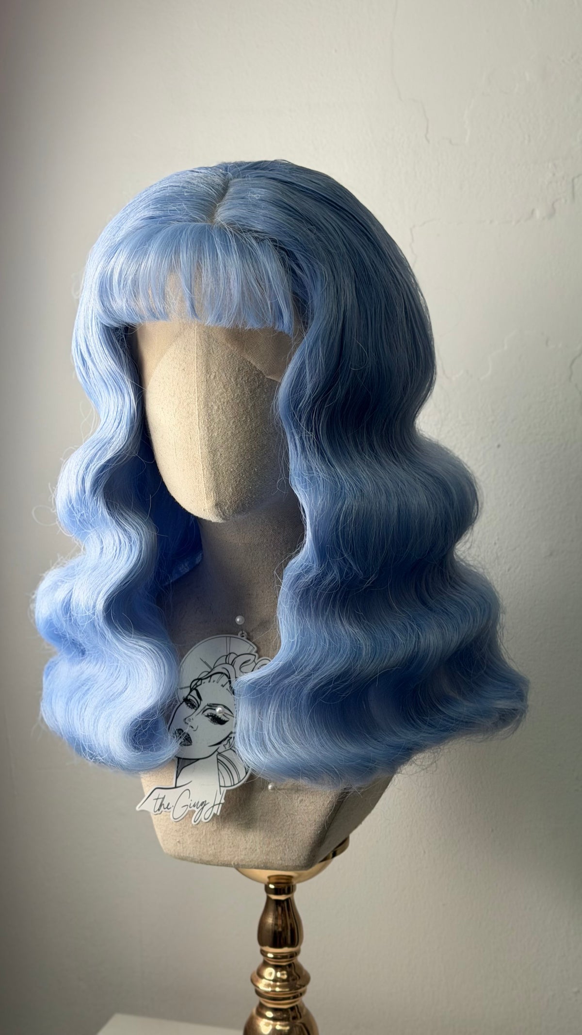 Sky blue classy waves