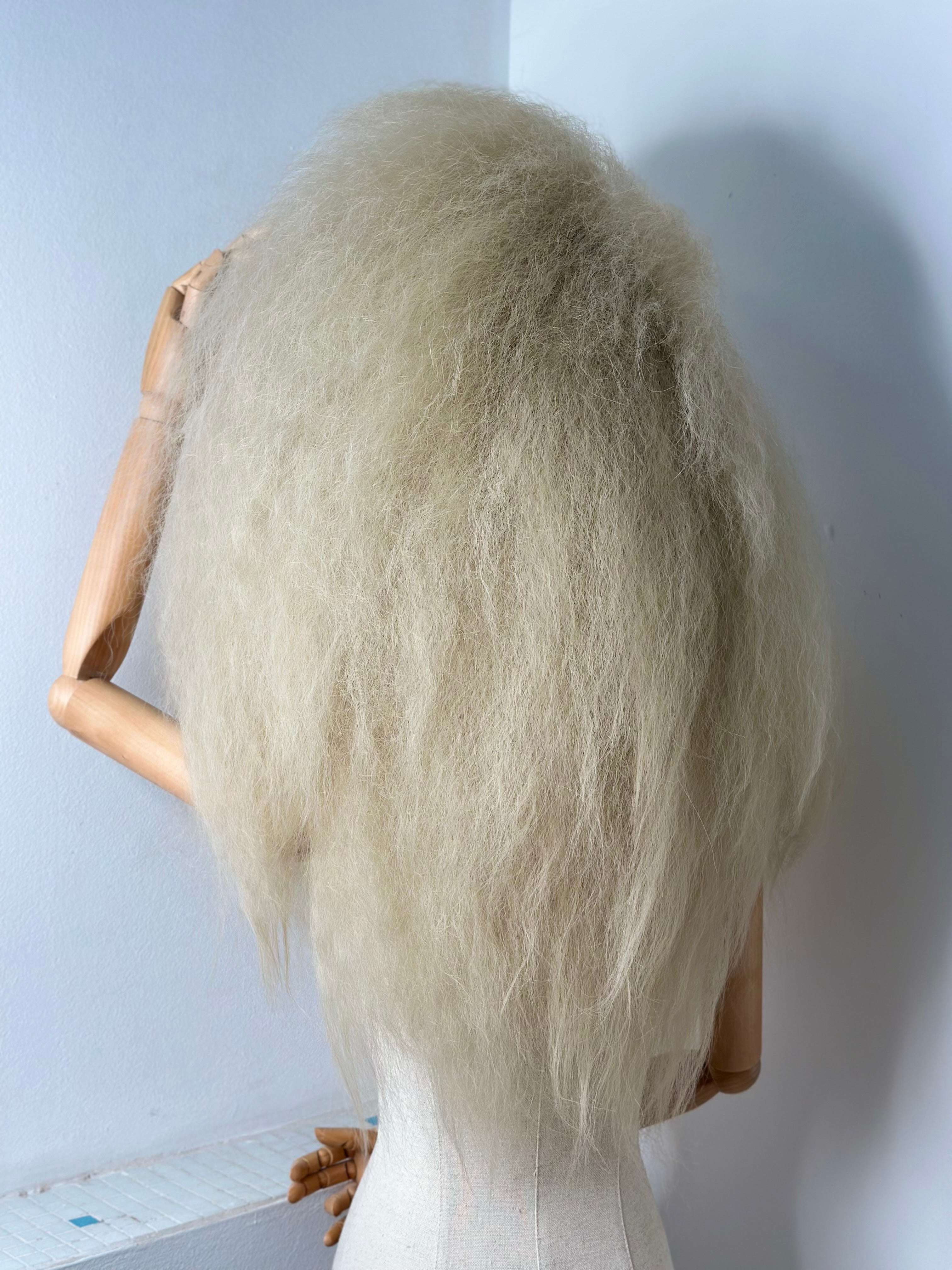 Big 80s Blond roots