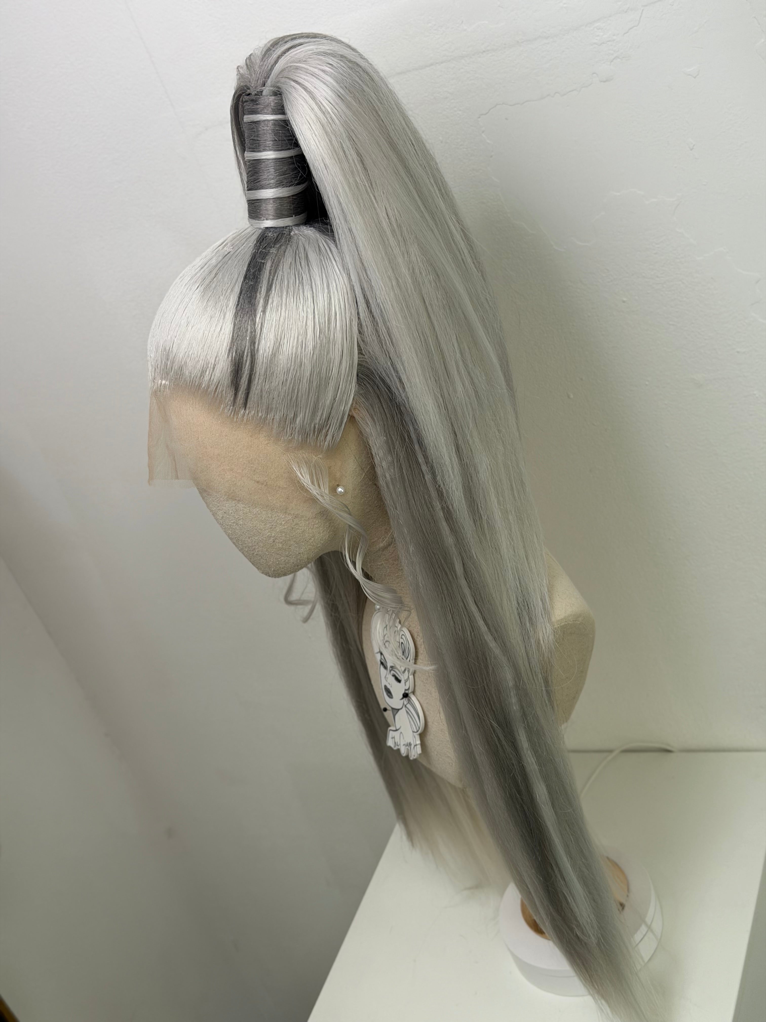 Classy sleek ponytail Wig mix silver