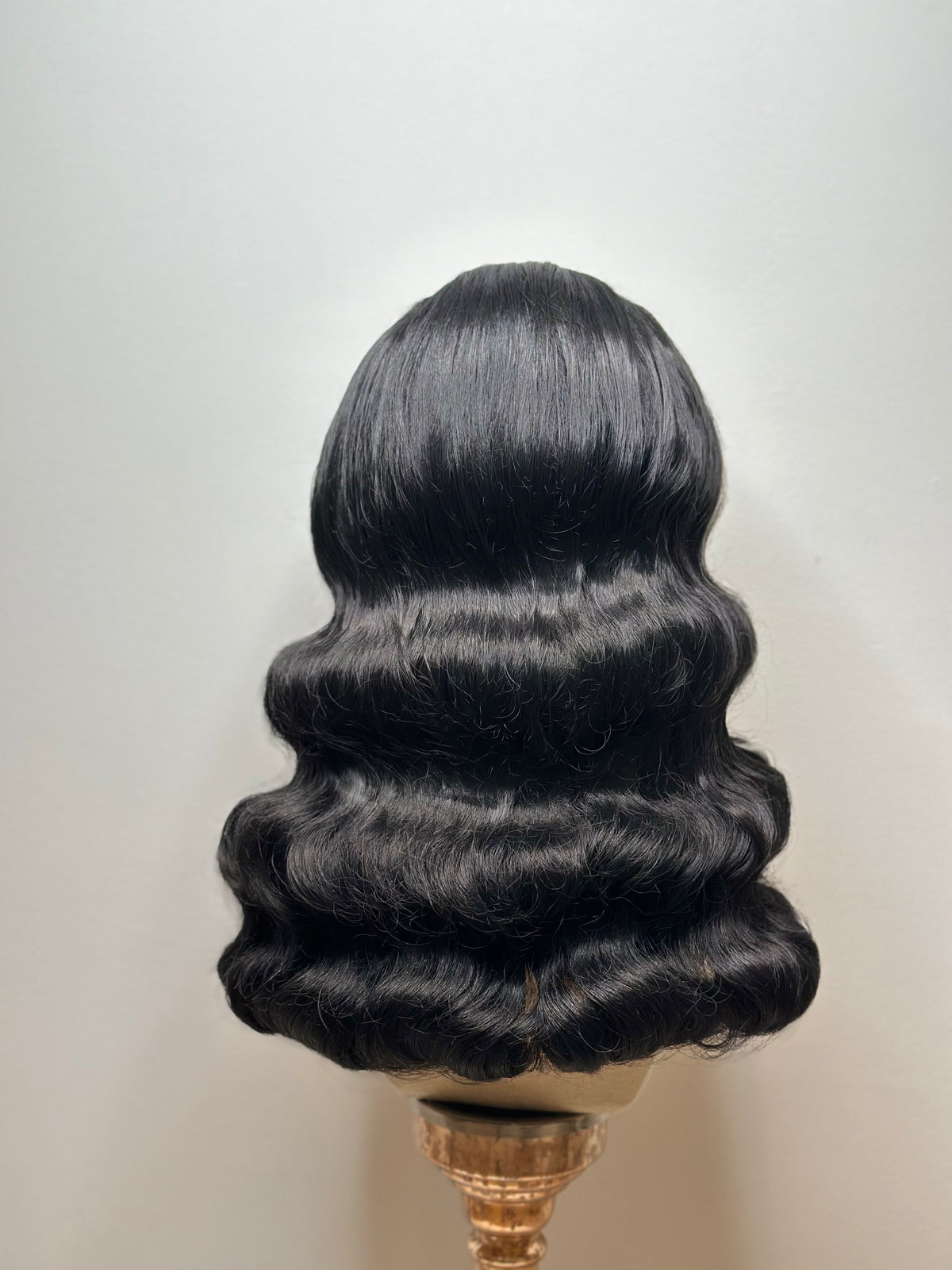 Classy 40s History Wig Black and White