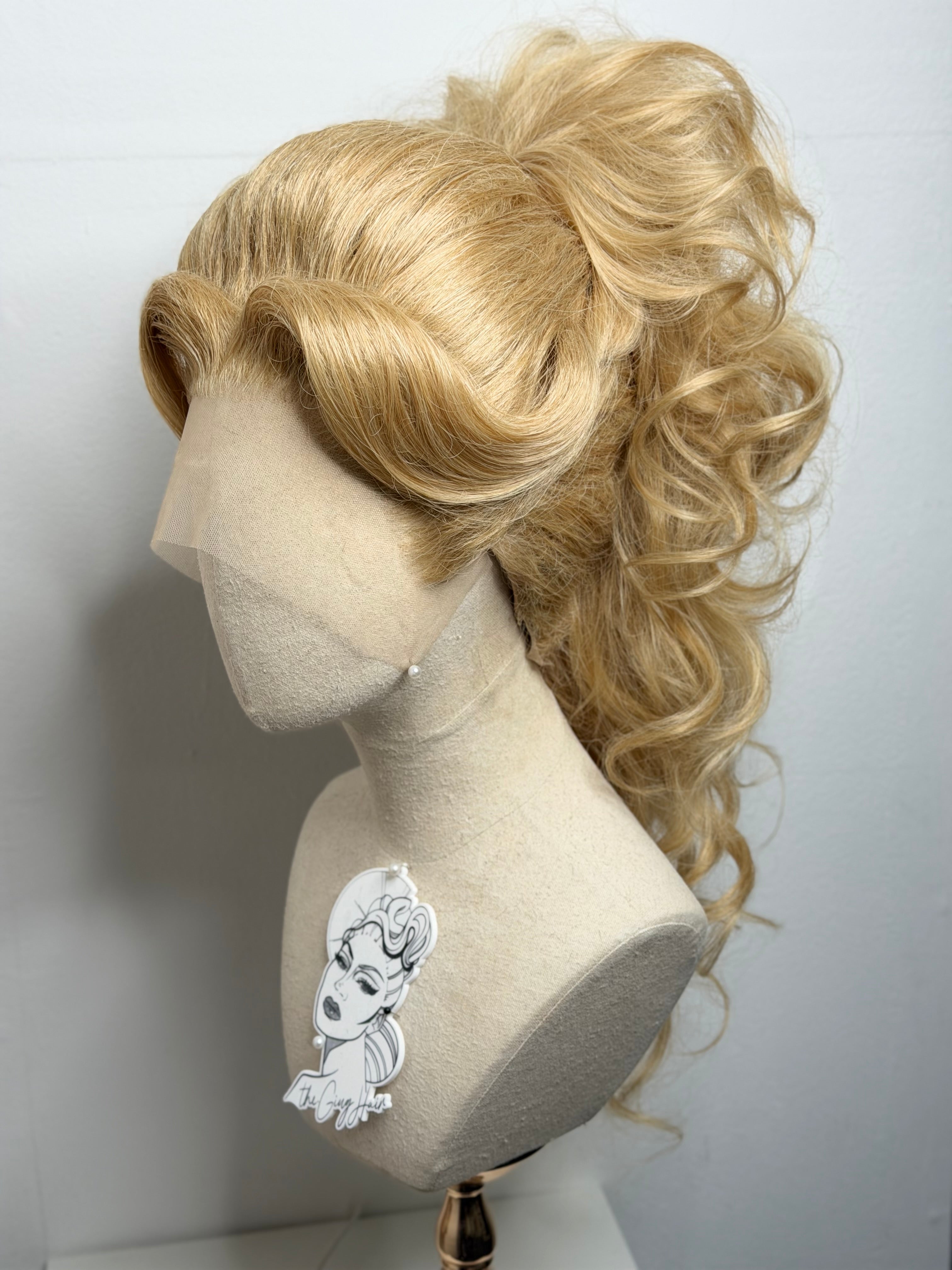 Half Updo natural gold Blonde