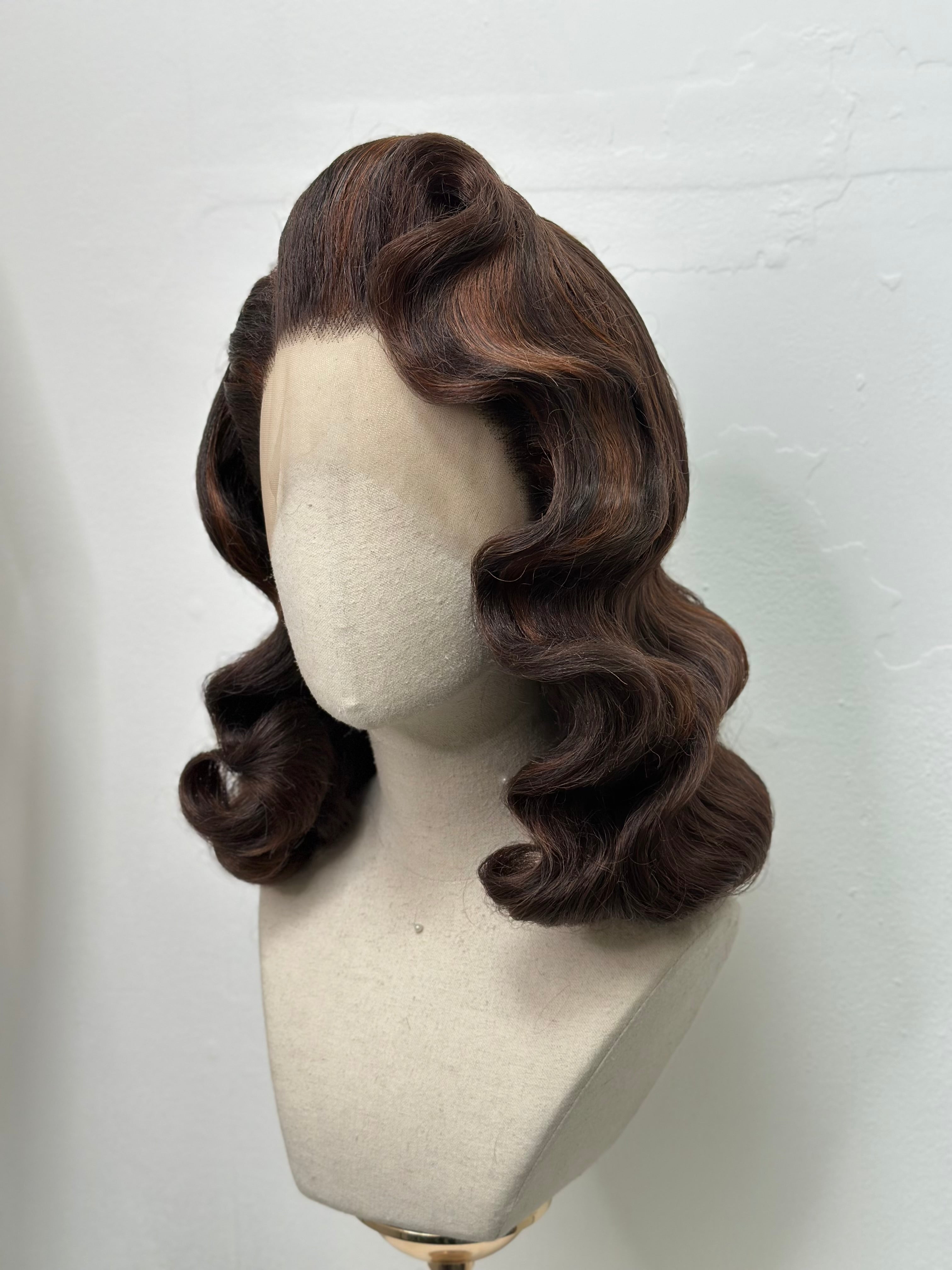 Classy 40s Wig Brown Mix