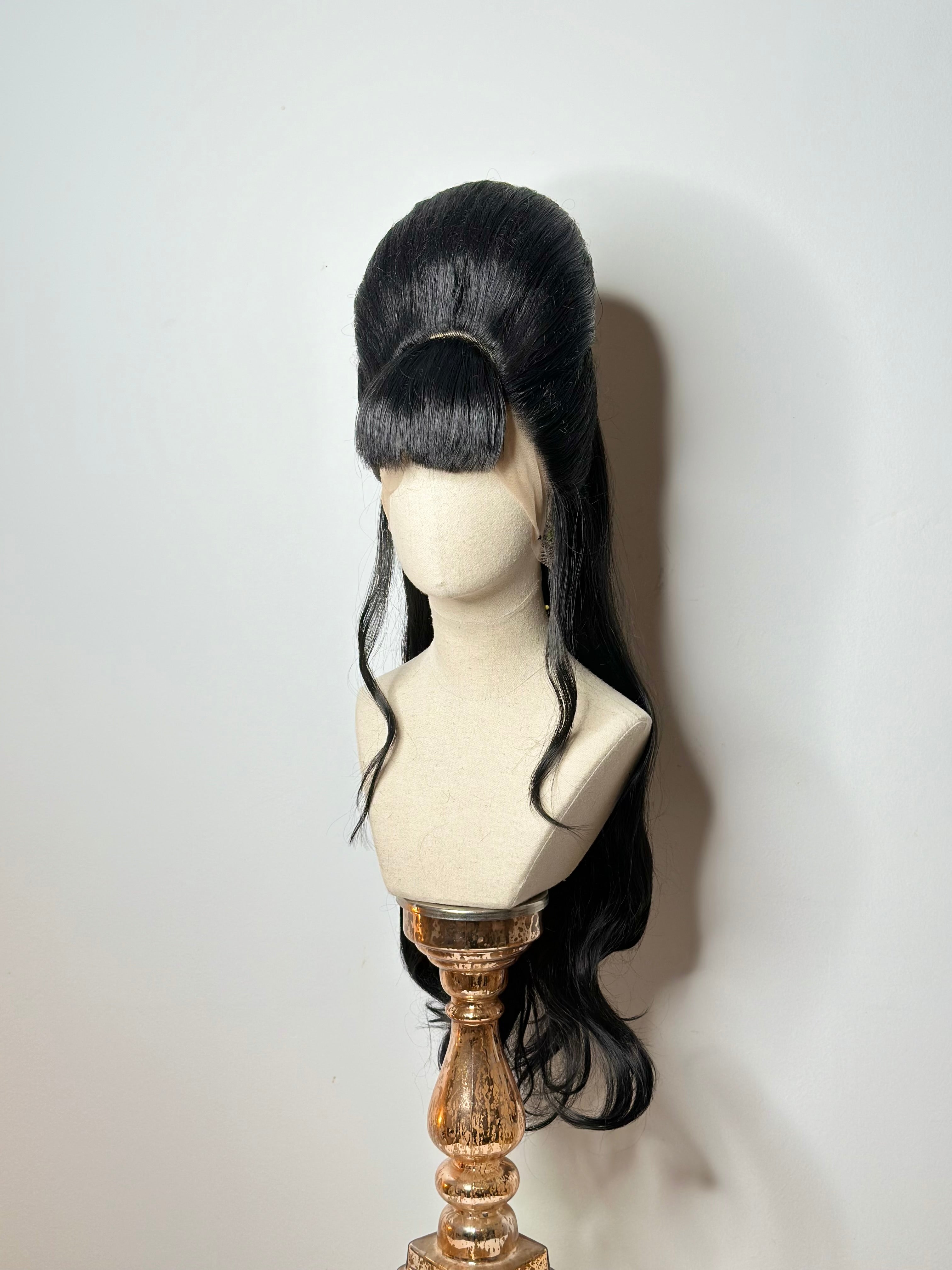 Behive  Wig in Black