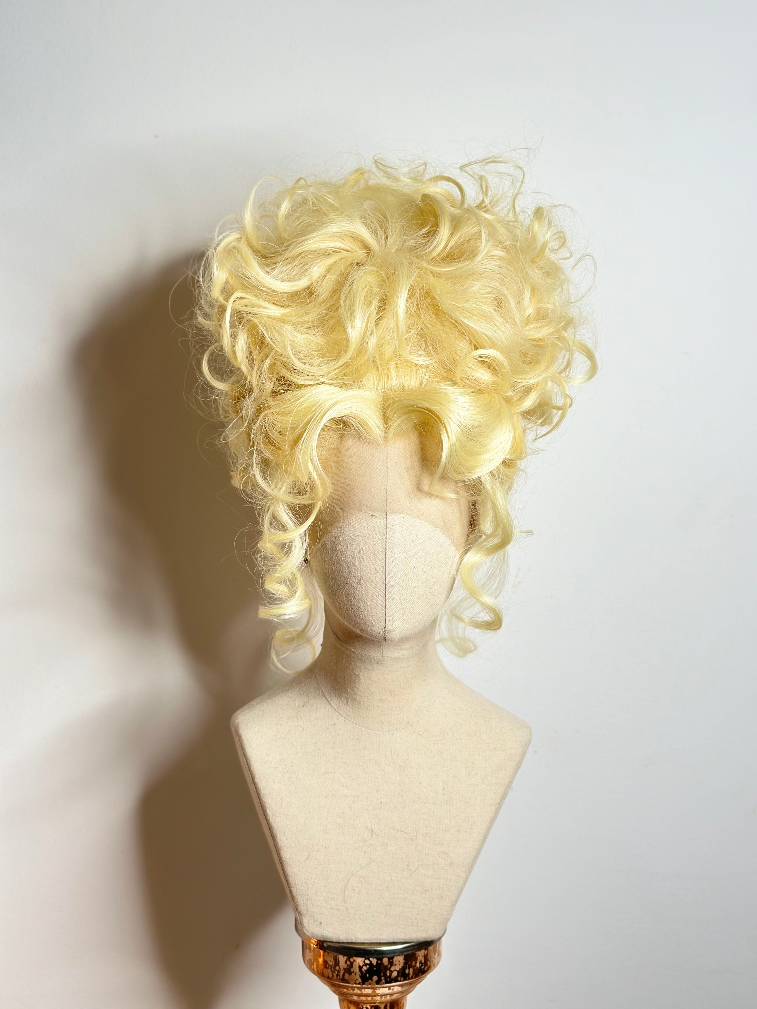 Classy Dolly Updo Vanilla