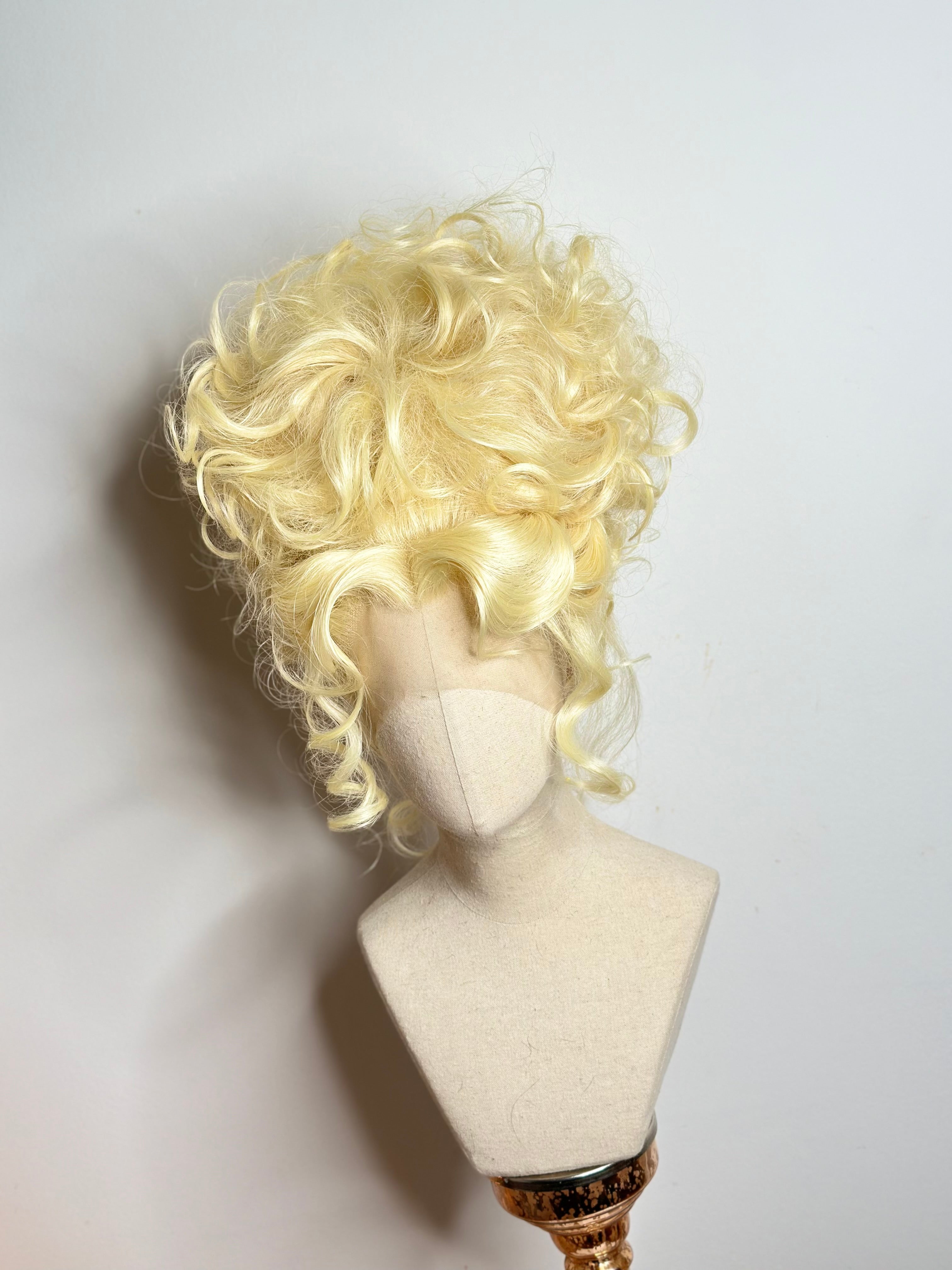 Classy Dolly Updo Vanilla
