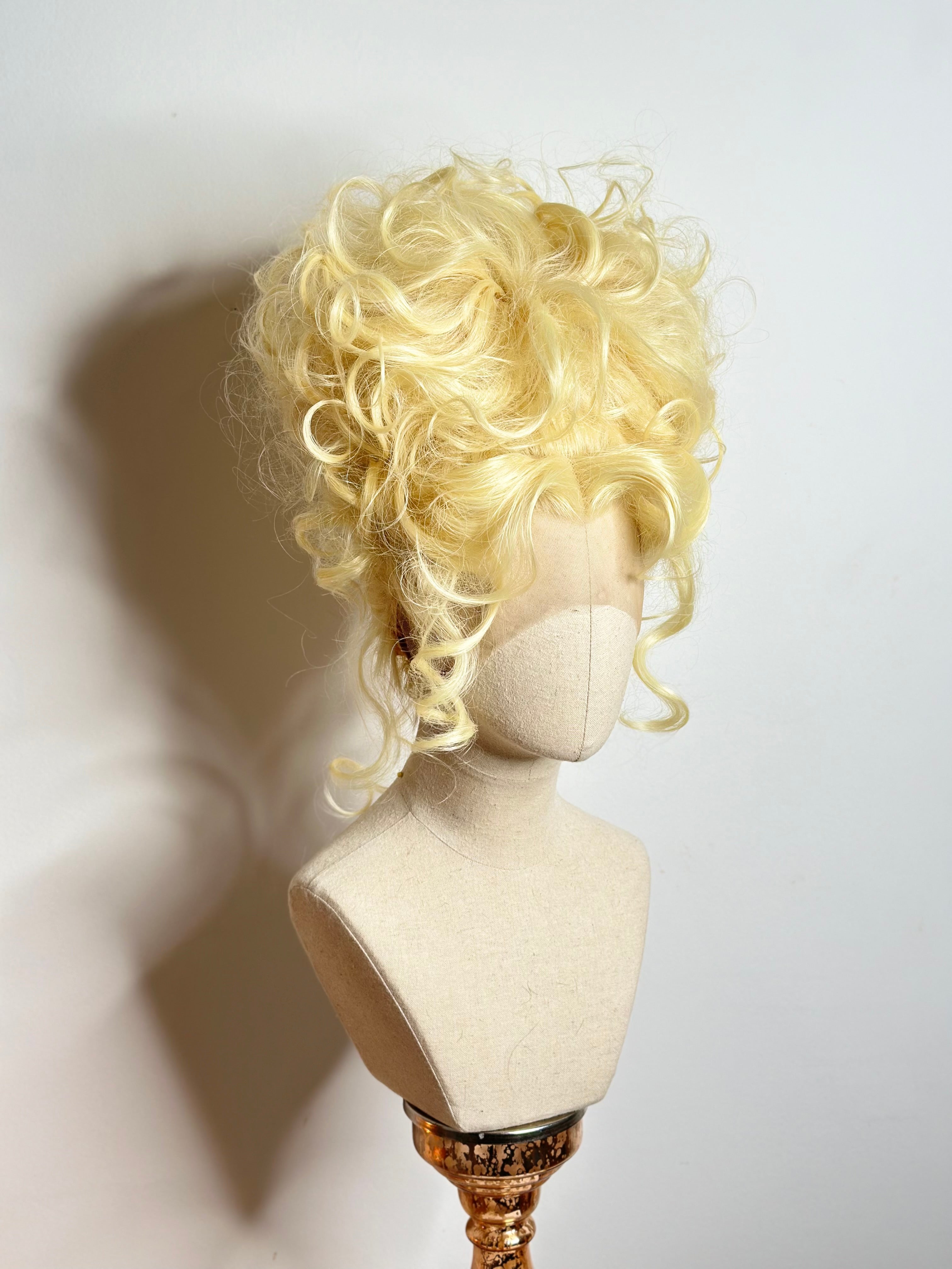 Classy Dolly Updo Vanilla