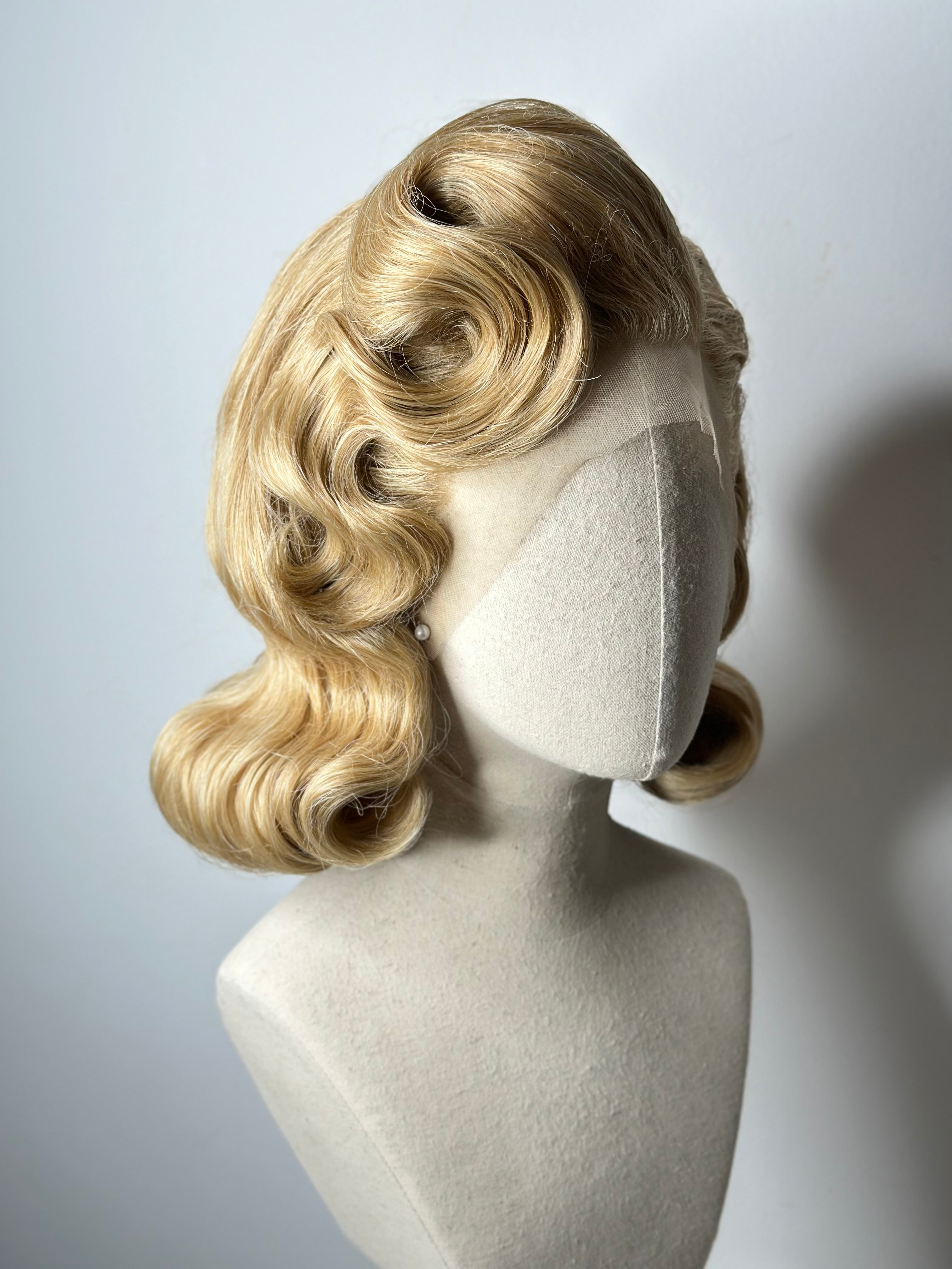 Classy 40s History Wig Natural Blonde
