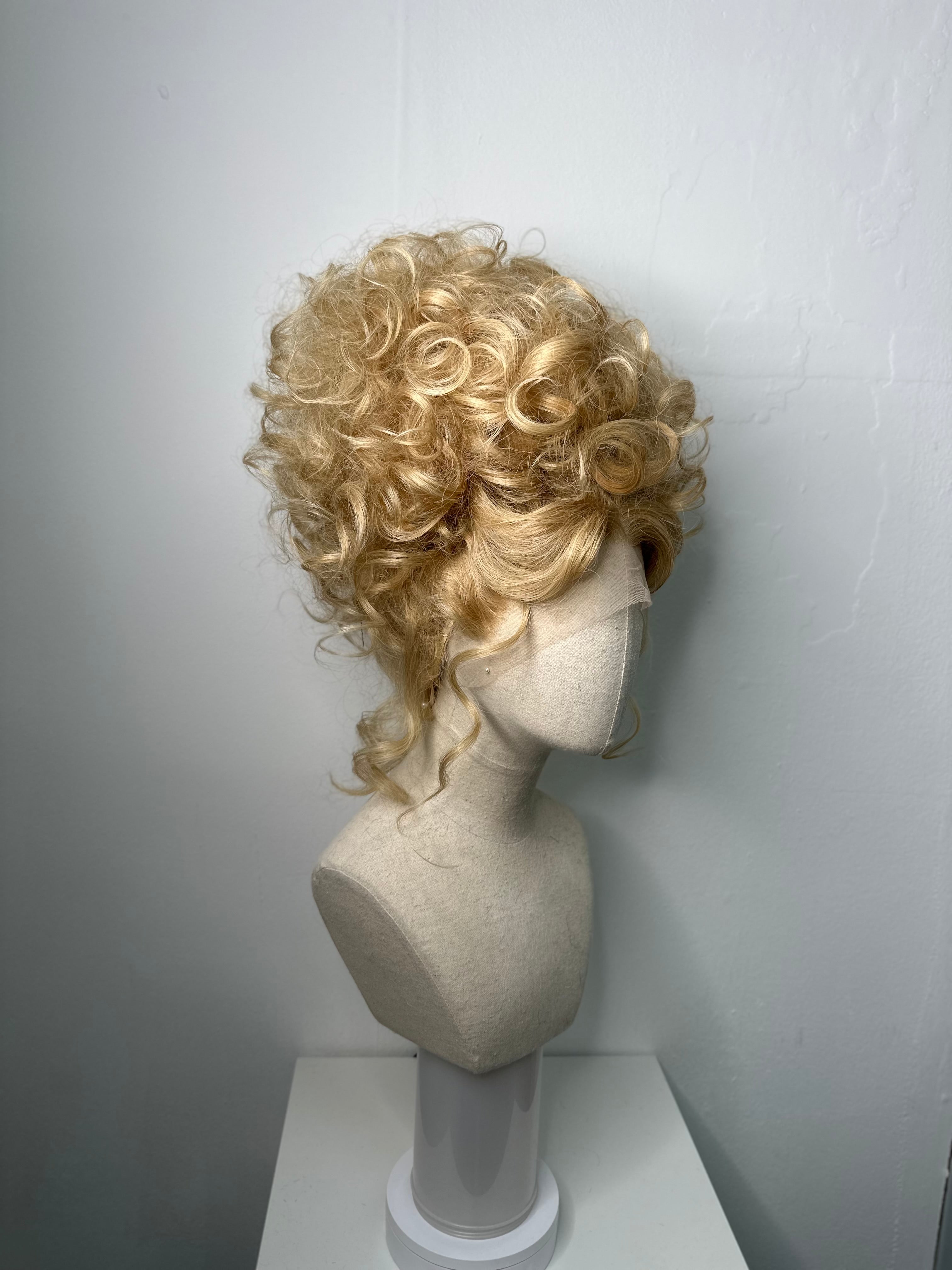 Classy Dolly Updoo natural Gold Blonde