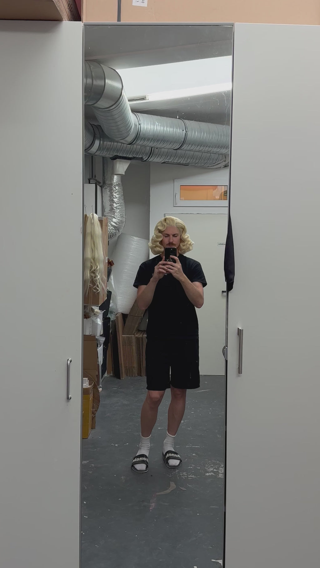 Classy short Vanilla blonde