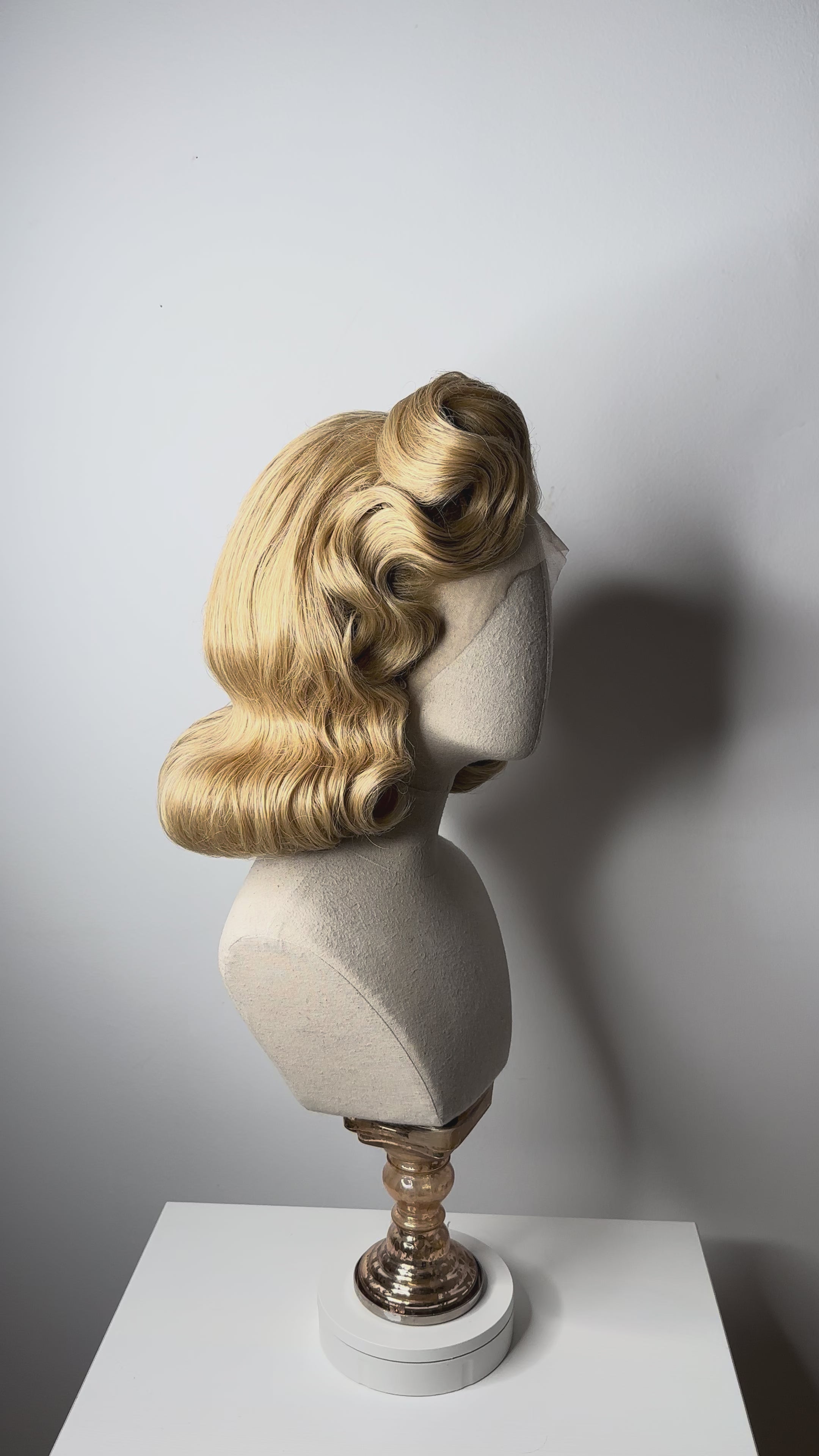 Classy 40s History Wig Natural Blonde
