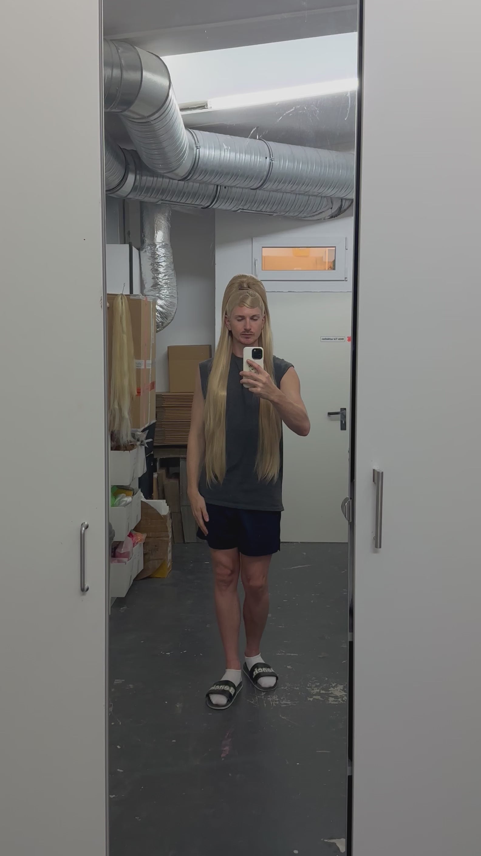 Puffy sleek ponytail Wig Cool Blonde